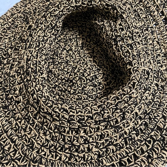 Beautiful Woven Hat with Wire Brim - Picture 7 of 7